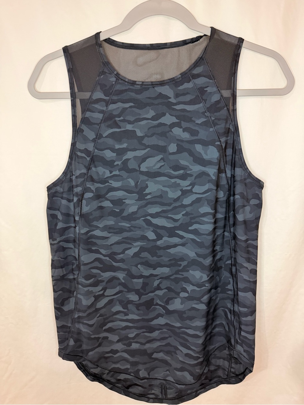 lululemon athletica Women's Gray Camo Mesh-Panel Tank